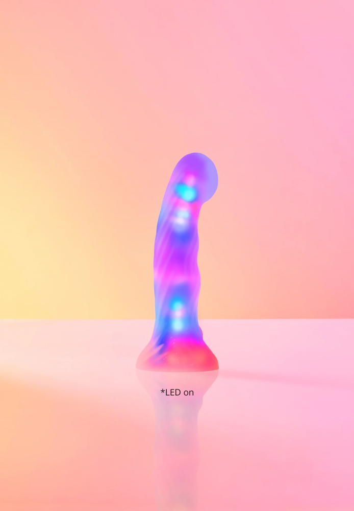 Фаллоимитатор c подсветкой Love to Love Dildolls LED Sugar Bomb