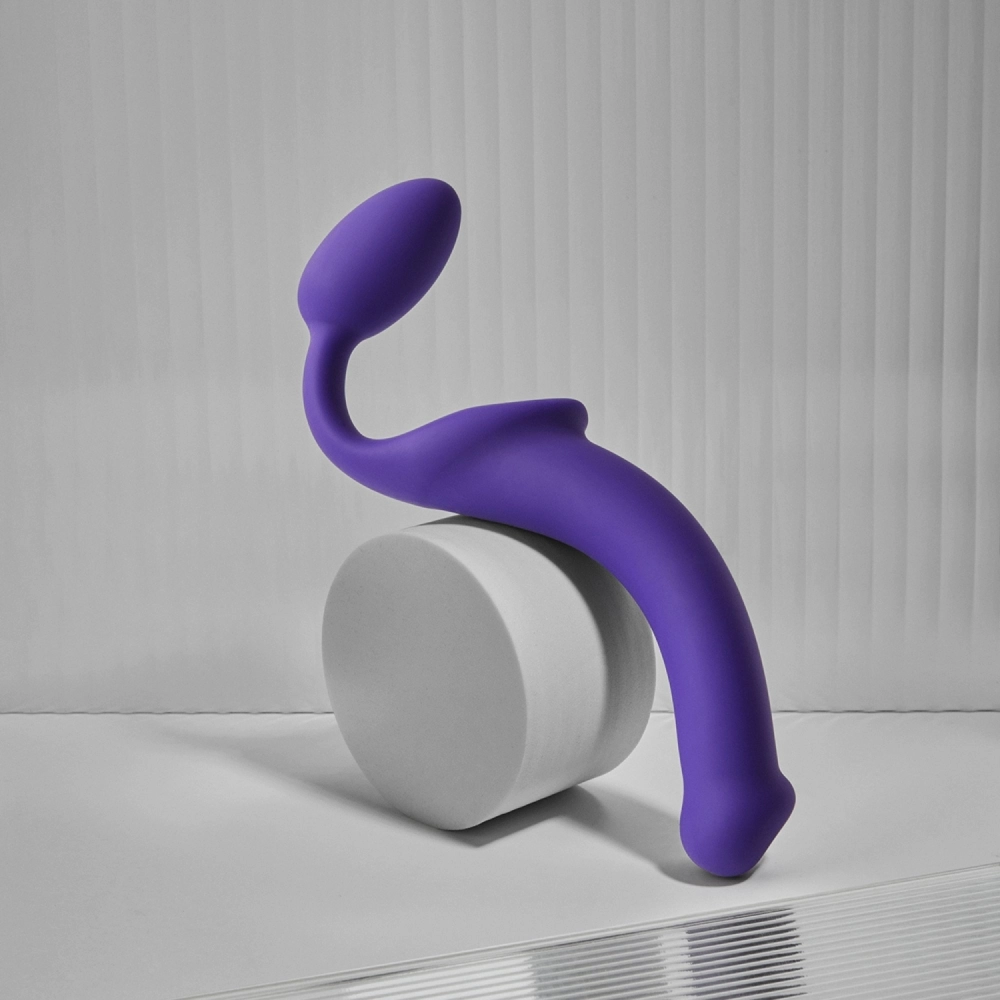 Безремневой гнущийся страпон Strap-on-me Semi-Realistic Bendable Strap-On