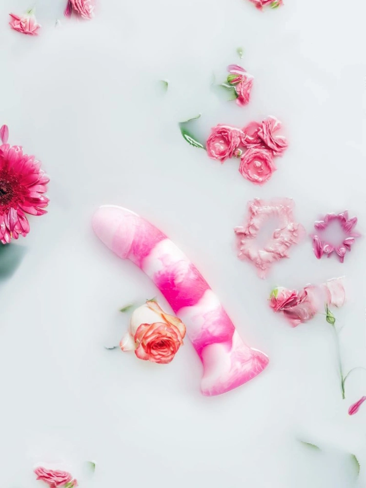 Розовый фаллоимитатор Owen - 18 см.